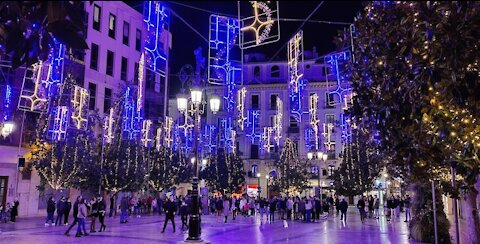 Exigen la dimisión del alcalde de Granada Francisco Cuenca Rodríguez (PSOE) por luces «satánicas»