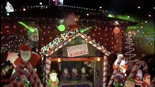 Chicago's Award-Winning Christmas Display