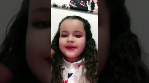 VIREI TIKTOKER E TO BRINCANDO COM OS FILTROS #criança #meme #viral #tiktok #shorts