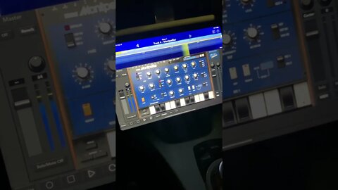Making beats at 6:49 in the morning with Korg Gadget on my iPad!