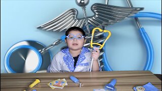 GiftInTheBox Kids Doctor Play Kit Review