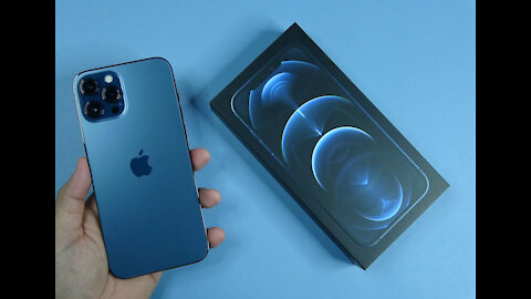iPhone 12 Pro Max Unboxing & First Impressions!