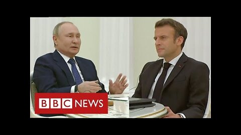Presidents Macron and Putin discuss "how to avoid war” in Ukraine - BBC News