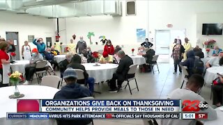 Organizations give back on Thanksgiving