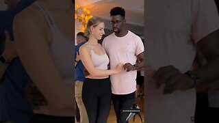 🕺🏽💃🏼: @dawou.tarraxo & @amyriver 💕🔥 #kizomba