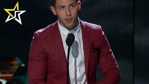 Nick Jonas Tells Jimmy Fallon Of His Embarrassing Chub Moment At 2014 Young Hollywood Awards