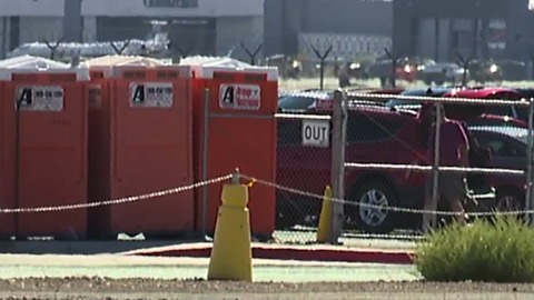 Uber, Lyft drivers disgusted by staging area port-a-potties at Las Vegas airport