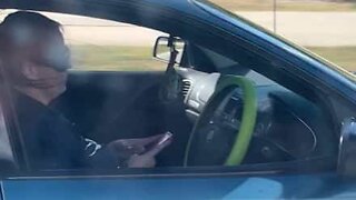 Australia: Woman filmed sending texts while driving