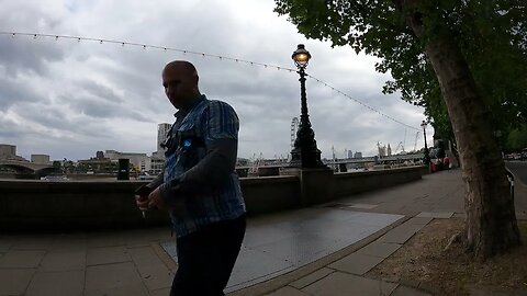 By Cleopatra's needle London. timelapse GoPro 12th July 2023