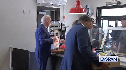 Biden Tried To Copy Trump By Going To A PA Gas Station… He Got Ignored By Everyone There