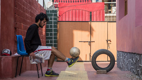 Teen Footballer Will Amaze You With These Incredible Trick Shots