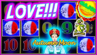 DOUBLE MAJOR JACKPOT! SHE REALLY LOVES US! Dragon Link Autumn Moon Slot