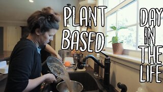 One Day At A Time/ Large Family/ Plant Based Day in The Life