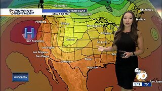 10News Pinpoint Weather with Meteorologist Angelica Campos