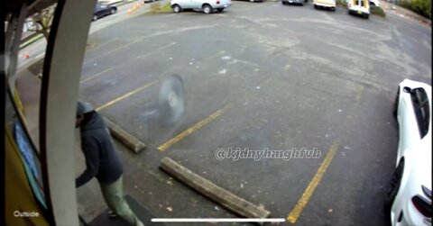 Man almost gets Taken out by RUNAWAY SAW BLADE