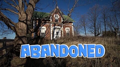 Exploring a Classic Ontario Abandoned Farm House! (FOWLER HOUSE!)