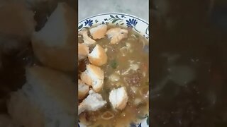 SOPA DE MACARRÃO DE CONCHINHA COM CARNE. #shorts