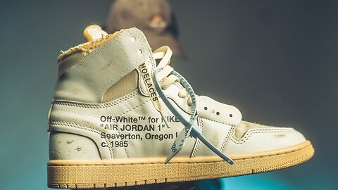 VINTAGE CUSTOMIZED Off-White Air Jordan 1 Europe