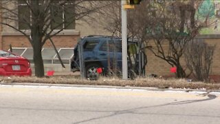 Car crashes into Milwaukee elementary school