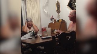 Hilarious Grandparents Don’t Get They Are Going To Be Great-Grandparents