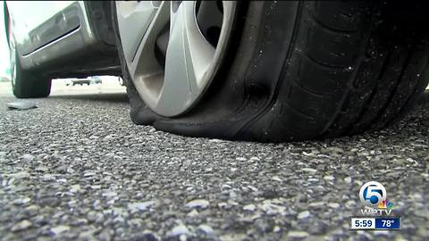 30 vehicles experience flat tires on Interstate 95 northbound in Palm Beach County