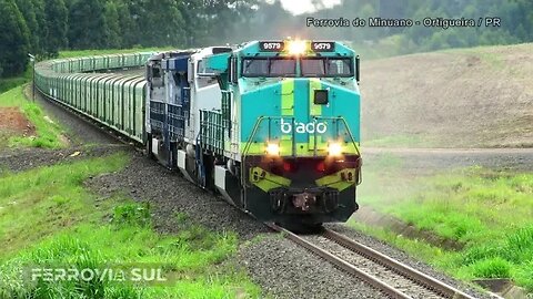 Trem da Klabin com locomotivas Dash 9