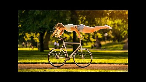 Girl Biker Perform You Should See ▶️2 Look mum no feet 😳😅 7 cyclingtricks riding with no feet