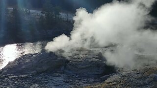 Fan Geyser in Yellowstone