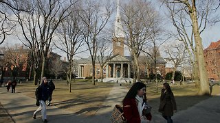 Sororities, Fraternities Sue Harvard Over Single-Gender Club Rule