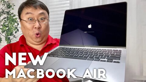 UNBOXING THE NEW MACBOOK AIR