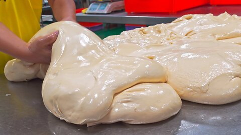 Delicious Bread Making - Pizza Bread, Green Onion Bread