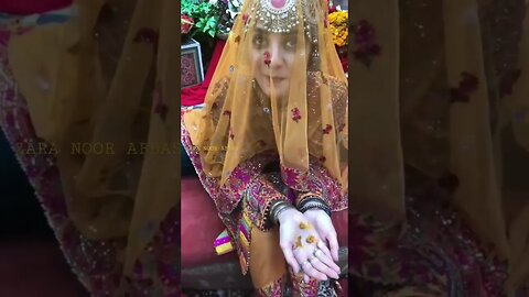 Zara Noor Abbas ne Maya Ali ki Mendi k Function me jeety 🤦‍♀️ #zaranoorabbas #mayaali #tkdvidzpr