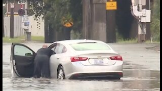 Heavy rain causes flooding throughout metro Detroit
