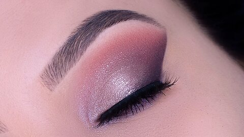 Soft Smokey Glam Eye Makeup Look | HudaBeauty Rose Quartz Palette