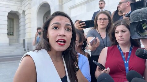 AOC Makes Stunning 2024 Announcement - She's In