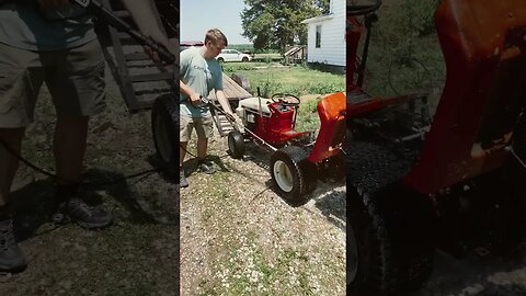 New to us Simplicity mower gets a bath on the Grumpy Farmstead!!!