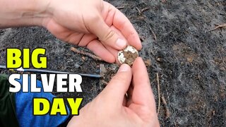 Metal Detecting uncovers BIG Silver coins spot for relic hunters (2020)