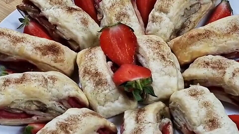 Strawberries pastie