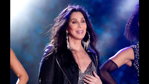 Cher didn't find son's transition 'easy'