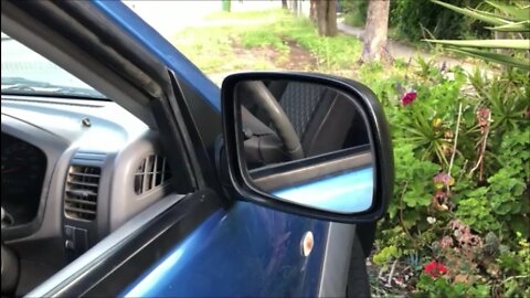 How to Replace a 2005 Holden Rodeo Drivers Side Mirror