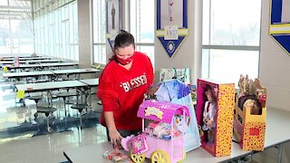 'Brooklyn Cares' program helps bring families' holiday wish lists to life