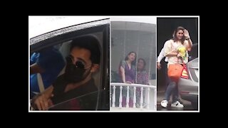 Kareena Kapoor, Karisma Kapoor With Daughter, Adar Jain Snapped At Reema Jain&rsquo
