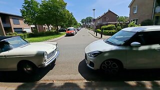 Peugeot 404 Vs Suzuki Swift Sport ZC33S