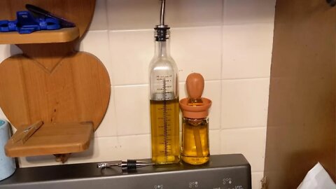 Unboxing: TOOVREN Glass Olive Oil Dispenser with Brush 2 in 1, Silicone Dropper Measuring Oil