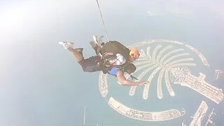 @SkyDiveDubai #skydivedubai #dubai #dubaivlog #vacation #holiday #dubailife
