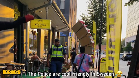 Falling Boxes 📦 Prank 2021 In Sweden
