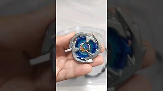 Você sabe o que é um Beyblade de ataque estacionário? #beyblade #beybladex #beybladeburst