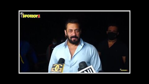 Salman Khan celebrates his 55th birthday at his Panvel farm house | SpotboyE