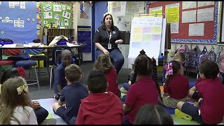 Boca Raton teacher earns acclaim for creative reading lessons