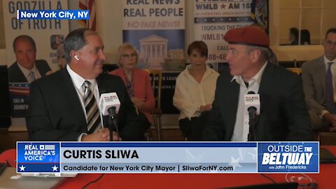 Curtis Sliwa tells John Fredericks that he's holding the Republican and Independent party lines